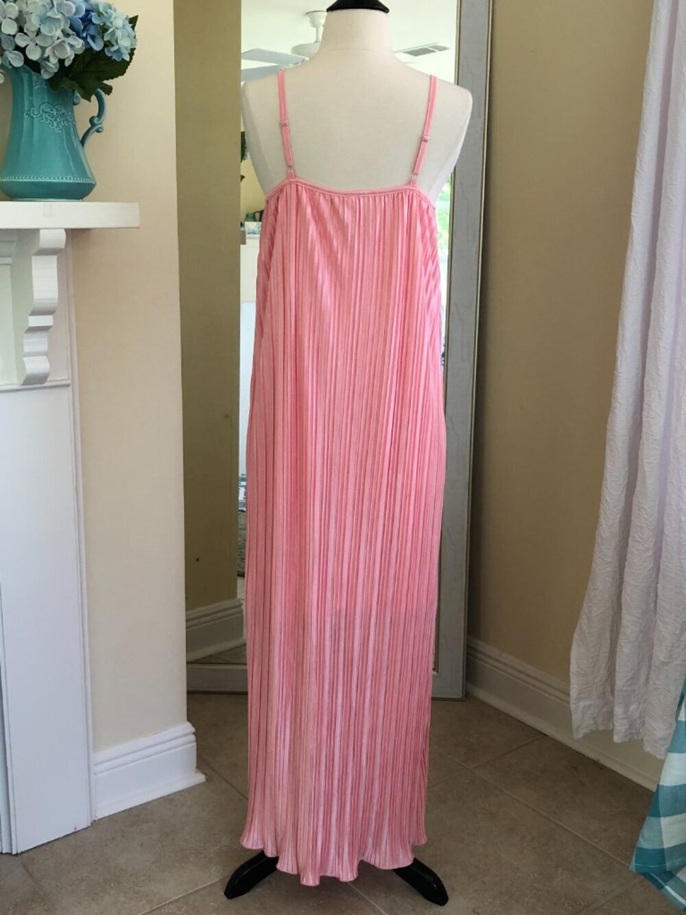 Pink Satin Accordion Pleated Maxi Dress Spaghetti Straps Medium - Picture 4 of 9